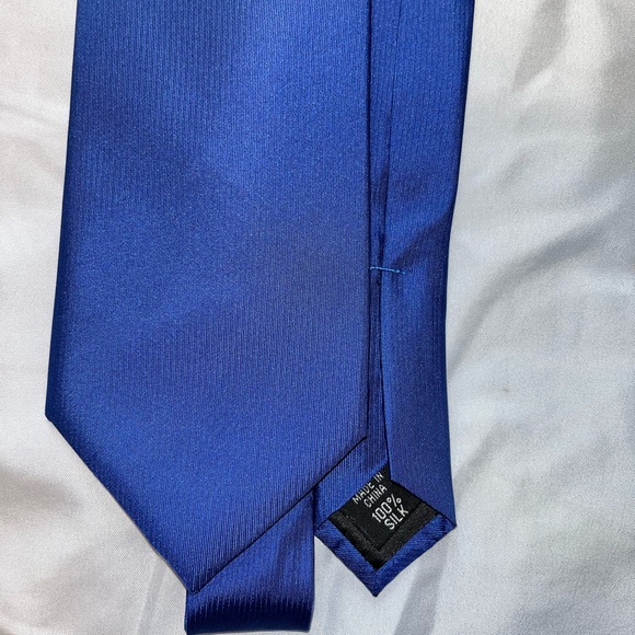Kenneth Cole blue tie - Picture 1 of 4